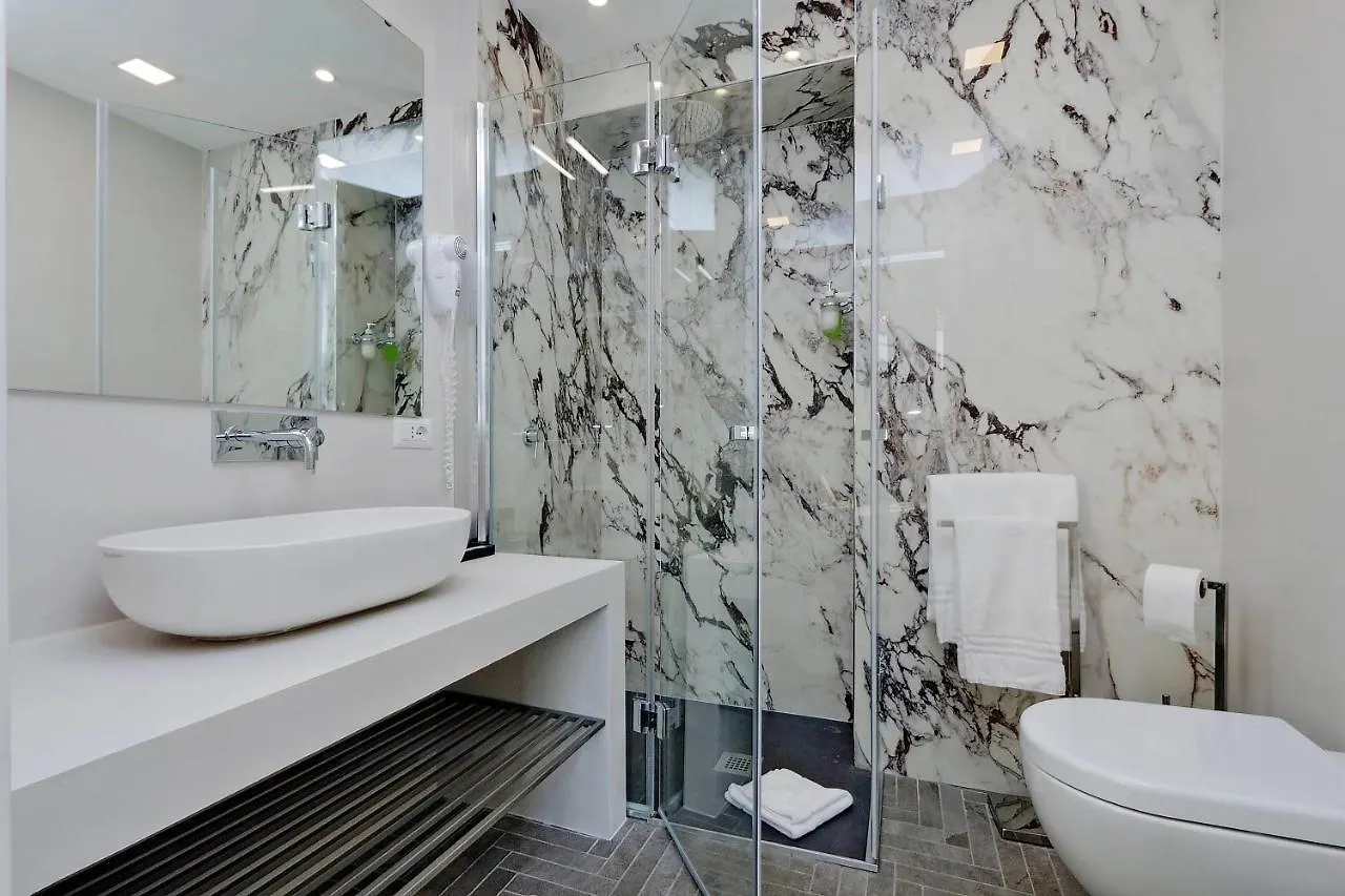 Della Croce Luxury Hotel Rome 2*,  Italy