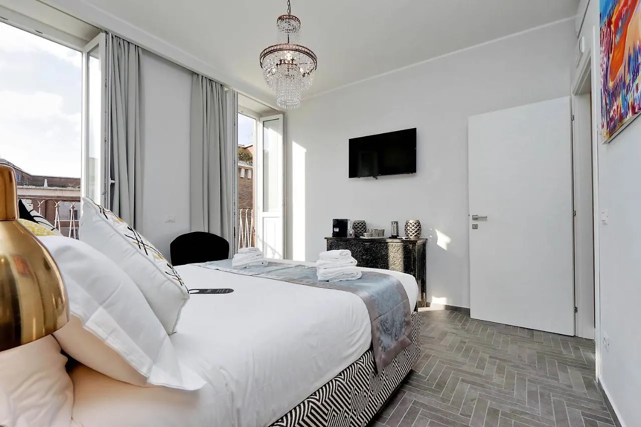 Della Croce Luxury Hotel Rome