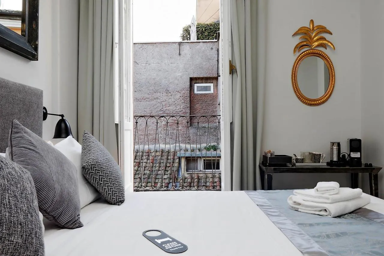 Della Croce Luxury Hotel Rome